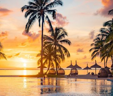 SHANDRANI BEACHCOMBER RESORT & SPA